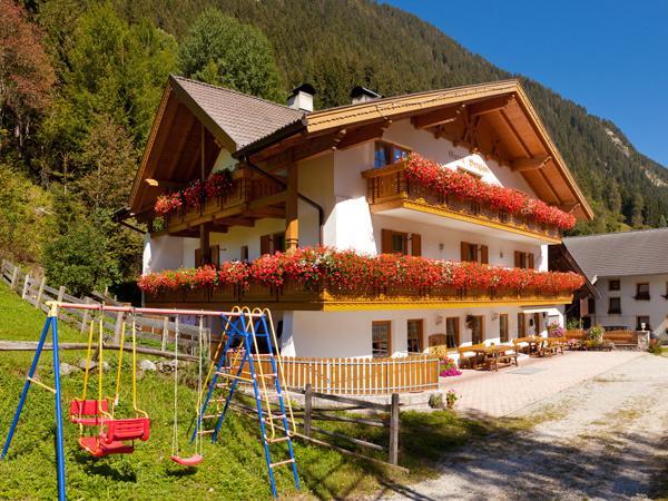 Garni Bergland Acomodação com café da manhã Racines Exterior foto